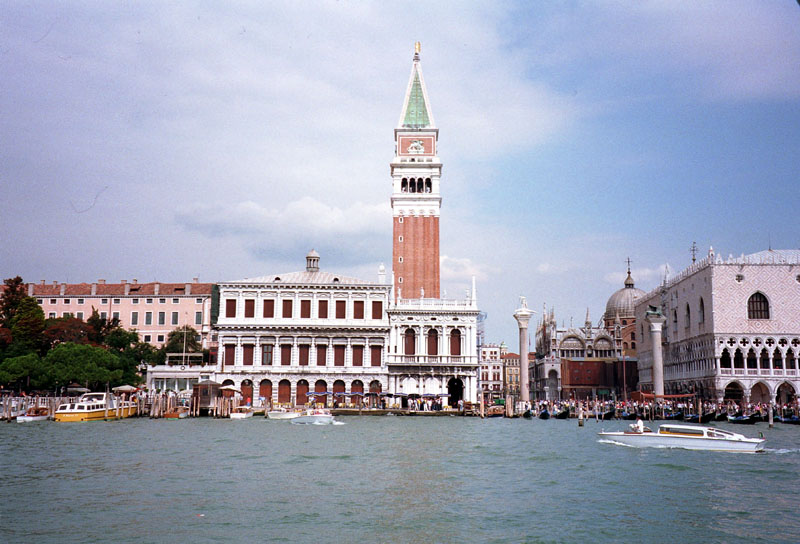 Venezia / Venice. View on the city / Венеция. Вид на город. Колокольня, дворец Дожей