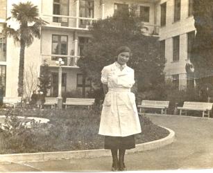 1937